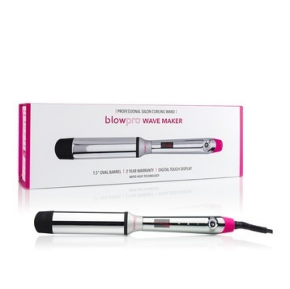 🔮NWOT 
Titanium Wave Maker Oval Curling Wand